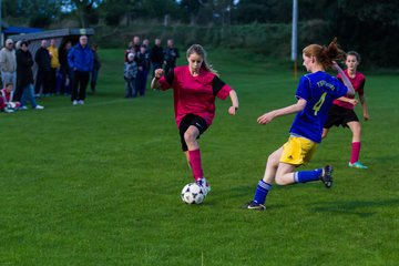 Bild 248 - B-Juniorinnen TSV Gnutz o.W. - SV Wahlstedt : Ergebnis: 1:1